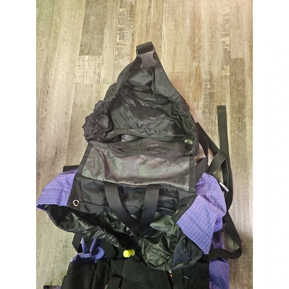 Vintage Lowe Alpine Systems Air Cooled Hiking‎ Backpack  Purple Black